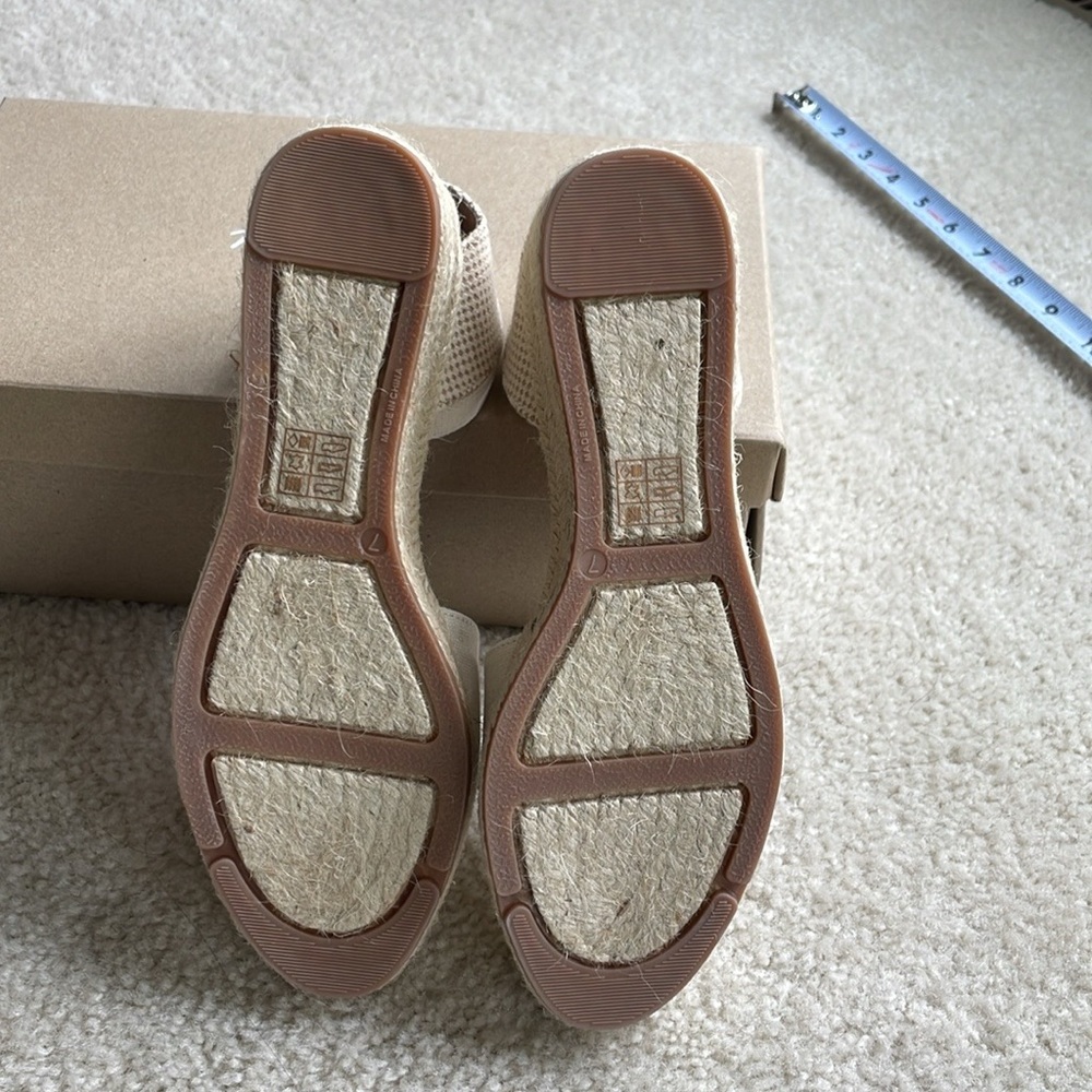 Madewell Evelina Espadrille in color cloud lining. NIB size 7 - Picture 5 of 6
